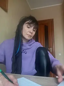 Snapshot of Francenia_lolis chatting on March 20, 2026, 9:36 am Francenia lolis online show from March 20, 2026, 9:36 am