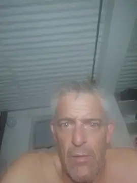 NICJOHNS online show from March 4, 2026, 12:49 am