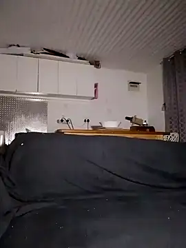 NICJOHNS online show from April 15, 2026, 7:10 pm