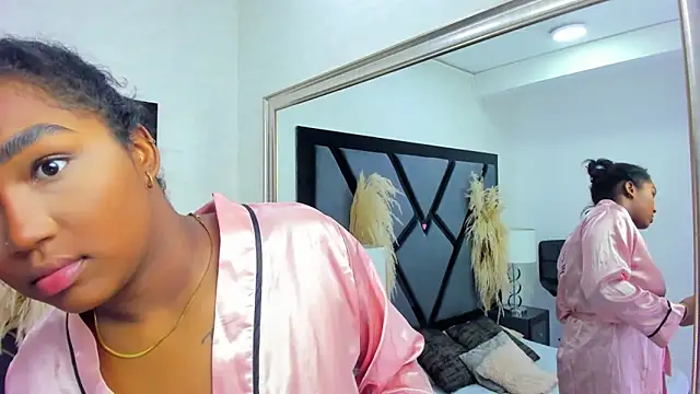 AlejandraLeroy online show from March 13, 2025, 3:44 am