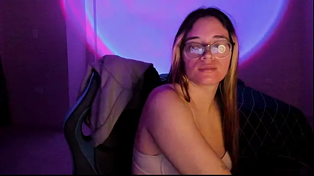 atenas 05  online show from October 13, 2025, 9:20 am