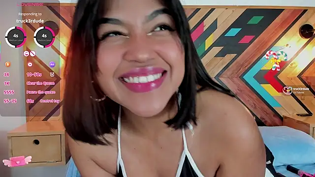 Snapshot of NaiirobiSwan chatting on November 8, 2025, 7:45 pm NaiirobiSwan online show from November 8, 2025, 7:45 pm