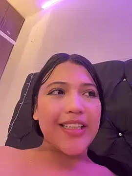 alisson carolina73 online show from January 2, 2025, 8:39 am