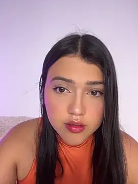 alisson carolina73 online show from May 16, 2026, 3:36 am