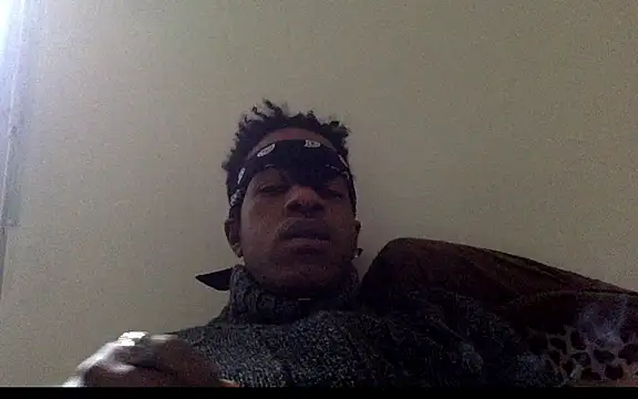 Snapshot of POPAYE972 chatting on February 14, 2026, 11:40 am POPAYE972 online show from February 14, 2026, 11:40 am