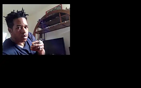 Snapshot of POPAYE972 chatting on February 21, 2026, 10:27 am POPAYE972 online show from February 21, 2026, 10:27 am