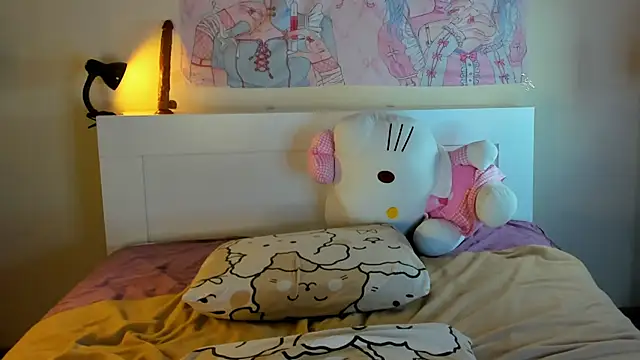 Snapshot of kuraii1_ chatting on December 14, 2024, 3:18 am kuraii1 online show from December 14, 2024, 3:18 am