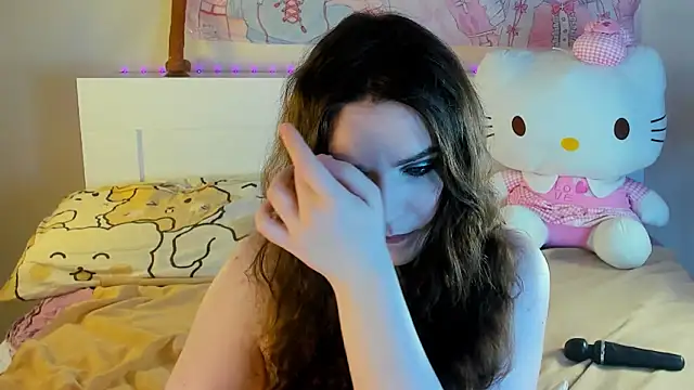 Snapshot of kuraii1_ chatting on January 14, 2025, 12:11 am kuraii1 online show from January 14, 2025, 12:11 am