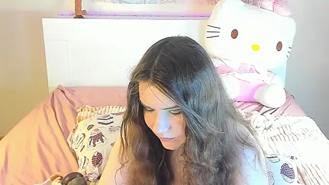 Snapshot of kuraii1_ chatting on February 7, 2025, 8:22 am kuraii1 online show from February 7, 2025, 8:22 am