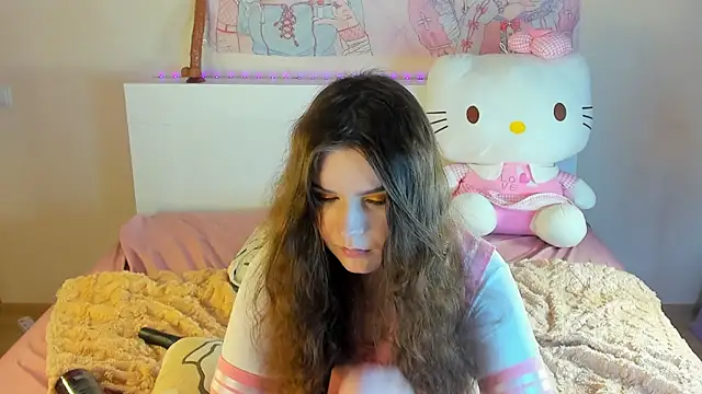 Snapshot of kuraii1_ chatting on February 14, 2025, 5:19 am kuraii1 online show from February 14, 2025, 5:19 am