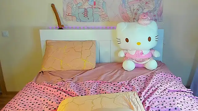 Snapshot of kuraii1_ chatting on March 6, 2025, 7:54 pm kuraii1 online show from March 6, 2025, 7:54 pm