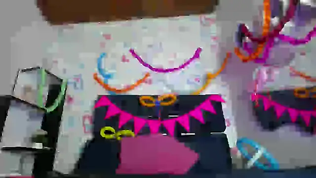 KOURTNEY-- online show from March 3, 2025, 1:42 am