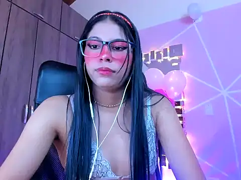 Snapshot of _ALLYSON18_ chatting on March 22, 2025, 2:47 pm ALLYSON18 online show from March 22, 2025, 2:47 pm
