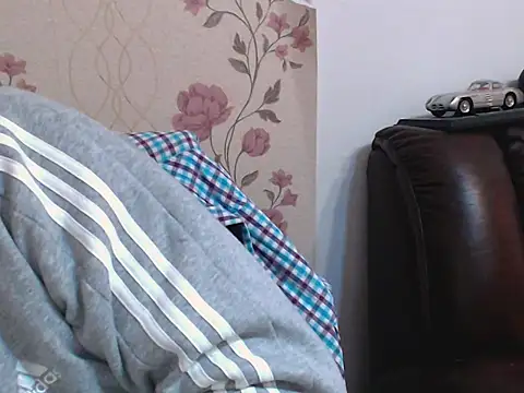 Leo 1617 online show from March 28, 2026, 10:48 am