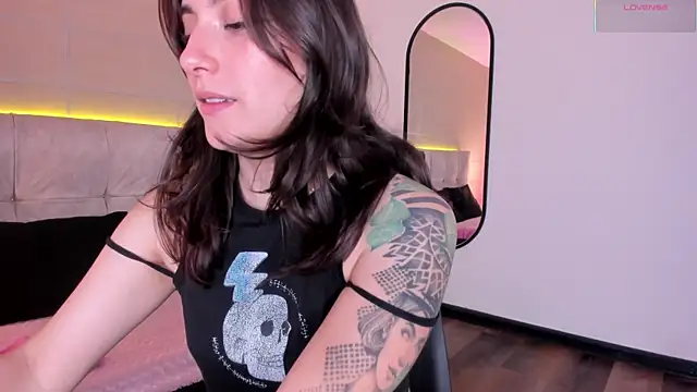 Karito-28 online show from December 22, 2025, 1:30 pm