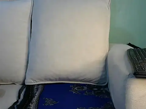 Caryyyl online show from October 1, 2025, 10:05 pm