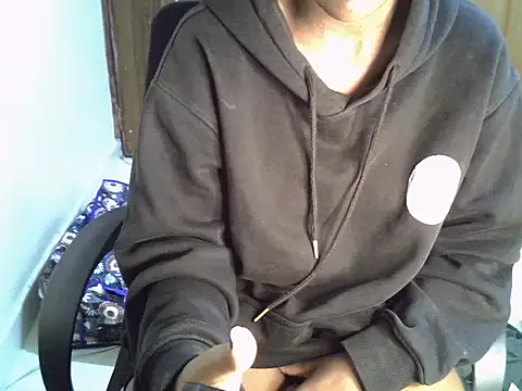 Snapshot of Caryyyl chatting on March 9, 2026, 6:17 am Caryyyl online show from March 9, 2026, 6:17 am