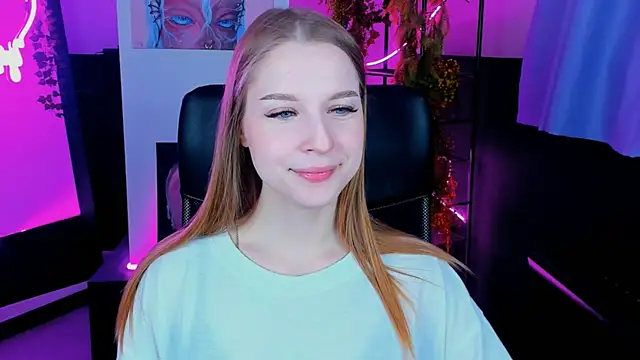 Snapshot of CuteMousee chatting on December 7, 2024, 5:37 am CuteMousee online show from December 7, 2024, 5:37 am