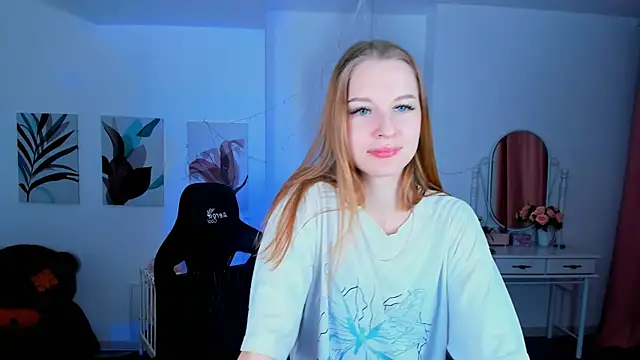 Snapshot of CuteMousee chatting on December 7, 2024, 4:14 pm CuteMousee online show from December 7, 2024, 4:14 pm