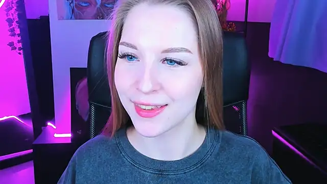 Snapshot of CuteMousee chatting on December 12, 2024, 8:57 am CuteMousee online show from December 12, 2024, 8:57 am