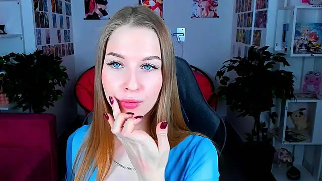 Snapshot of CuteMousee chatting on December 29, 2024, 2:42 pm CuteMousee online show from December 29, 2024, 2:42 pm