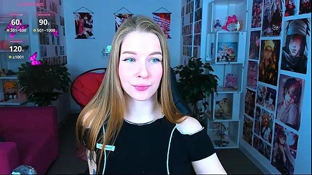 Snapshot of CuteMousee chatting on February 3, 2025, 6:02 am CuteMousee online show from February 3, 2025, 6:02 am