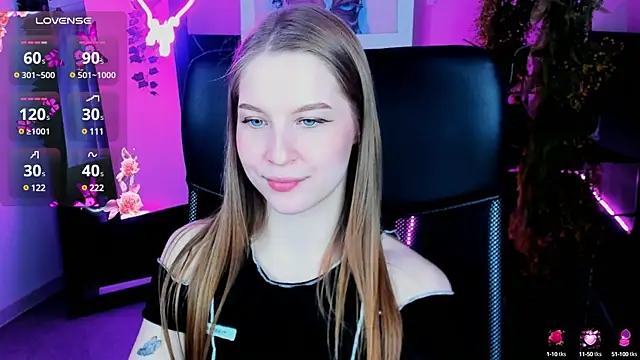 Snapshot of CuteMousee chatting on February 25, 2025, 2:44 pm CuteMousee online show from February 25, 2025, 2:44 pm