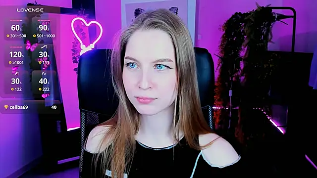 Snapshot of CuteMousee chatting on February 25, 2025, 8:51 pm CuteMousee online show from February 25, 2025, 8:51 pm