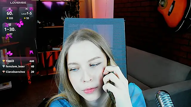 Snapshot of CuteMousee chatting on February 26, 2025, 9:05 pm CuteMousee online show from February 26, 2025, 9:05 pm