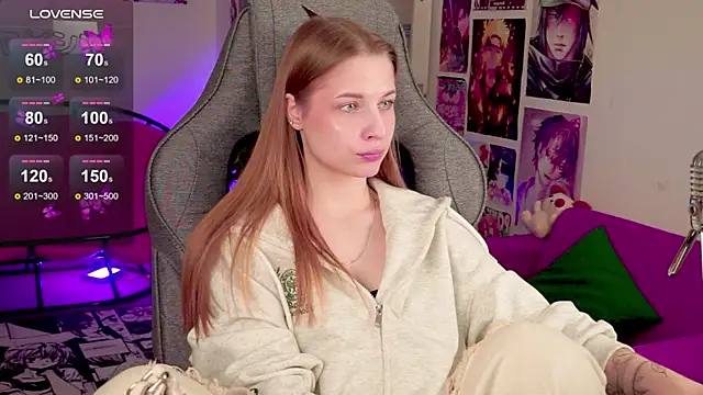 Snapshot of CuteMousee chatting on October 10, 2025, 9:19 am CuteMousee online show from October 10, 2025, 9:19 am