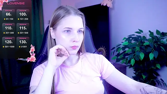 Snapshot of CuteMousee chatting on November 7, 2025, 6:46 am CuteMousee online show from November 7, 2025, 6:46 am