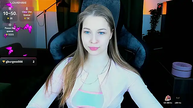 CuteMousee online show from March 10, 2026, 8:52 am