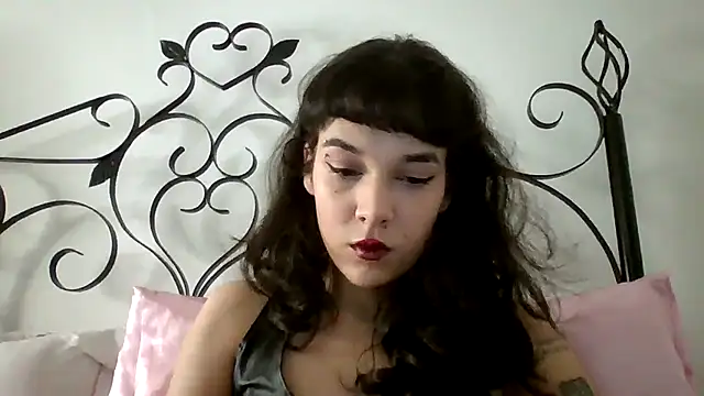 Snapshot of kimmykink chatting on October 2, 2025, 9:00 pm kimmykink online show from October 2, 2025, 9:00 pm