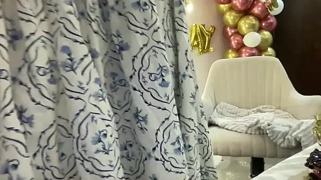 Wild Fantasy 7 online show from February 9, 2026, 7:51 pm