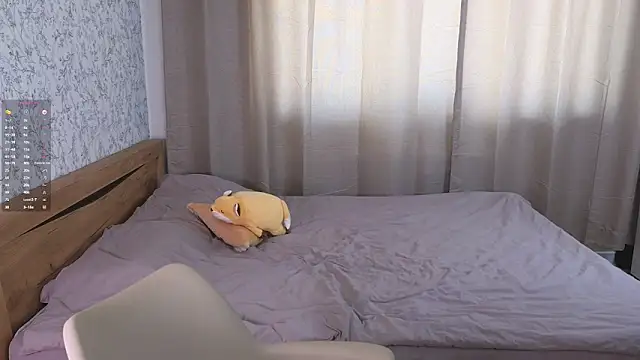 Snapshot of HalieCross chatting on February 9, 2025, 9:26 am HalieCross online show from February 9, 2025, 9:26 am