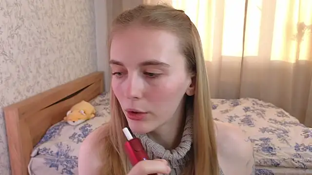 Snapshot of HalieCross chatting on February 27, 2025, 4:31 am HalieCross online show from February 27, 2025, 4:31 am