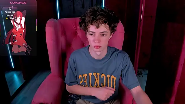 LukeSweet online show from March 12, 2026, 2:45 pm