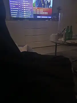 vielcumm online show from November 1, 2025, 2:35 am