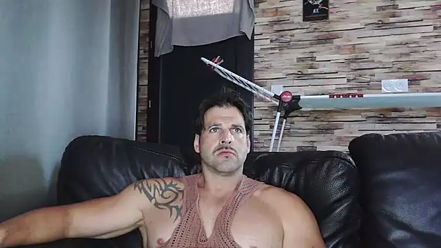 Snapshot of XxBigboybandxX chatting on September 30, 2025, 11:37 am XxBigboybandxX online show from September 30, 2025, 11:37 am