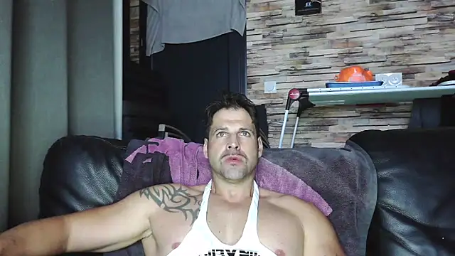 Snapshot of XxBigboybandxX chatting on November 13, 2025, 6:51 pm XxBigboybandxX online show from November 13, 2025, 6:51 pm