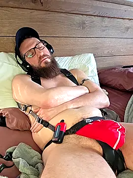 Snapshot of Icebearsticlese chatting on February 9, 2026, 3:05 pm Icebearsticlese online show from February 9, 2026, 3:05 pm