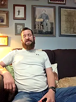 Icebearsticlese online show from April 4, 2026, 3:49 am