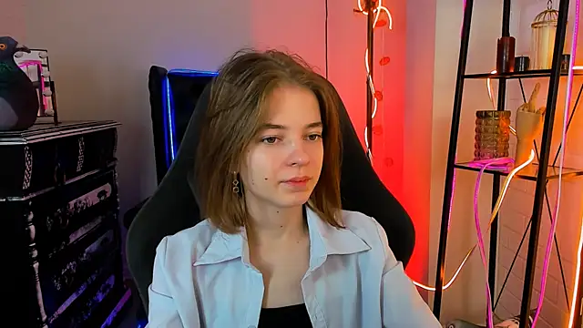 Snapshot of TinaDavil chatting on December 11, 2024, 2:11 pm TinaDavil online show from December 11, 2024, 2:11 pm