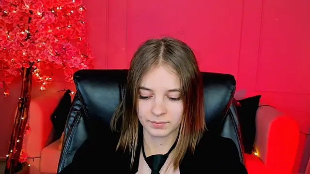 Snapshot of TinaDavil chatting on January 11, 2025, 4:14 pm TinaDavil online show from January 11, 2025, 4:14 pm