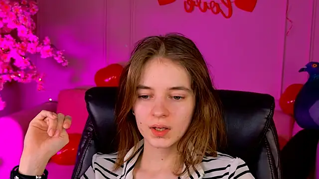 Snapshot of TinaDavil chatting on February 12, 2025, 5:48 pm TinaDavil online show from February 12, 2025, 5:48 pm