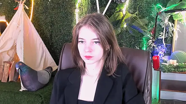 Snapshot of TinaDavil chatting on February 26, 2025, 2:14 pm TinaDavil online show from February 26, 2025, 2:14 pm