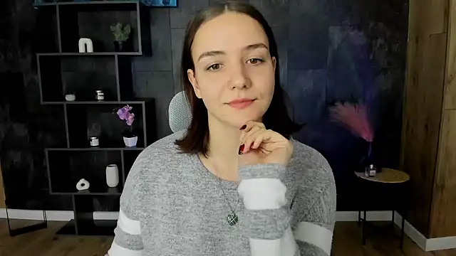 OliviaMontgomery online show from January 7, 2025, 3:33 pm