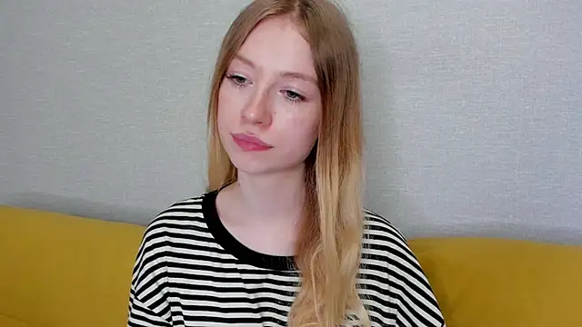 Snapshot of minidivaa_ chatting on February 26, 2025, 7:16 pm minidivaa online show from February 26, 2025, 7:16 pm