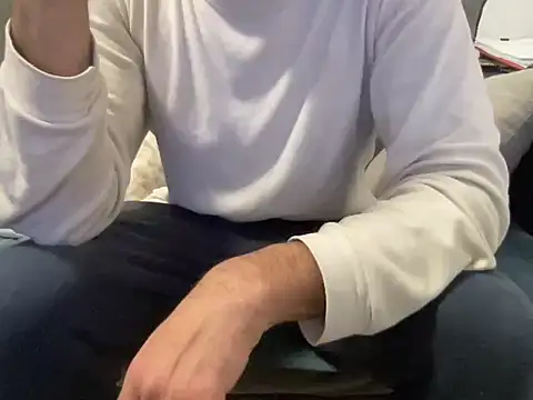 Snapshot of 4small4inchlol chatting on February 28, 2026, 6:53 pm 4small4inchlol online show from February 28, 2026, 6:53 pm