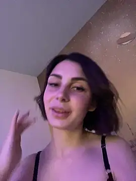 SandraCarter online show from March 3, 2025, 12:27 pm